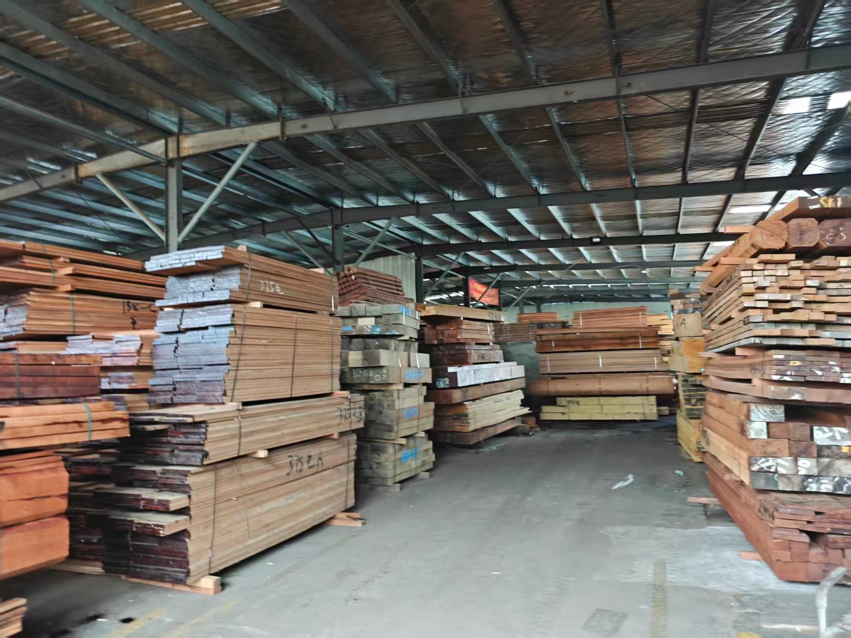 Shipment #002: 200 m3 Merbau E2E, First Deal To Shanghai