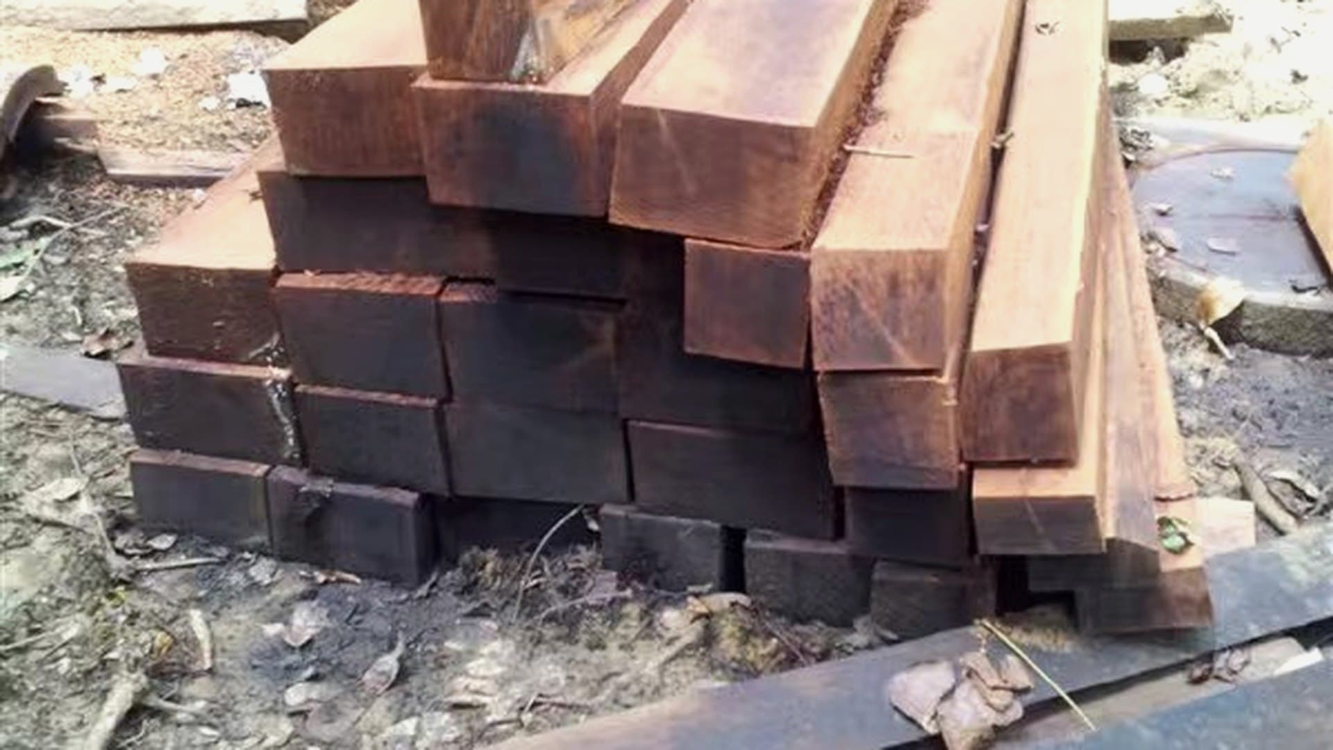 Hardwood Planks